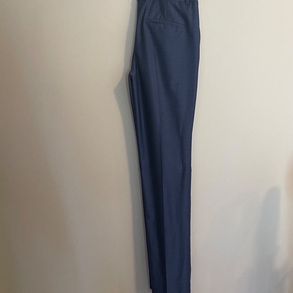 NWT! BOSS Hugo Boss dress pant, Size 2. Straight leg, slim fit. - Picture 6 of 12